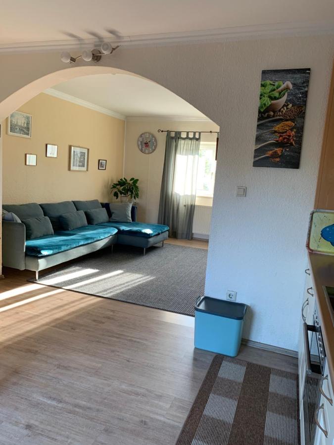Ferienwohnung Mit Garten In Koeln Luaran gambar