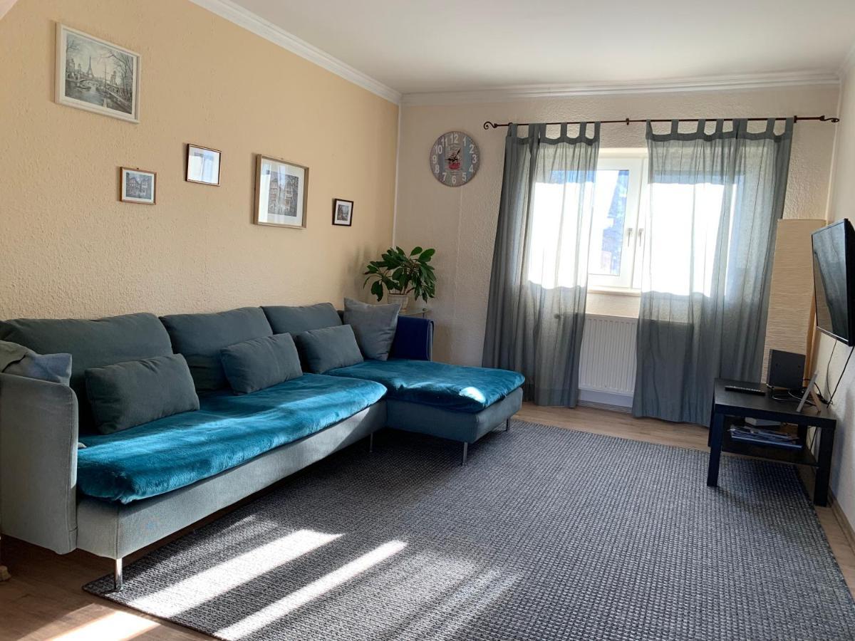Ferienwohnung Mit Garten In Koeln Luaran gambar